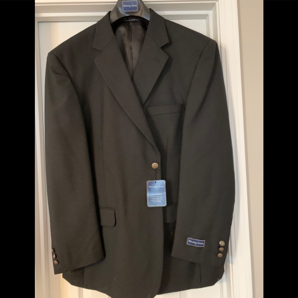 NWT Men’s Navy Blazer 48 Reg.